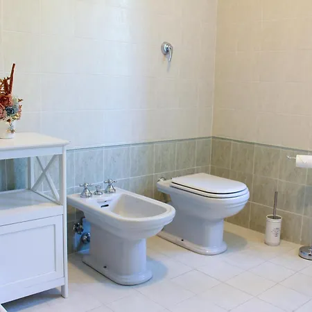 Relax Merigge - Piscina A Comune - Parcheggio בית חווה *